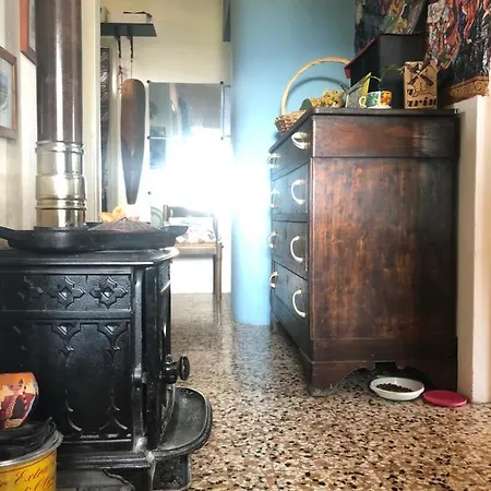 Artemisia Forest Bed & Breakfast *